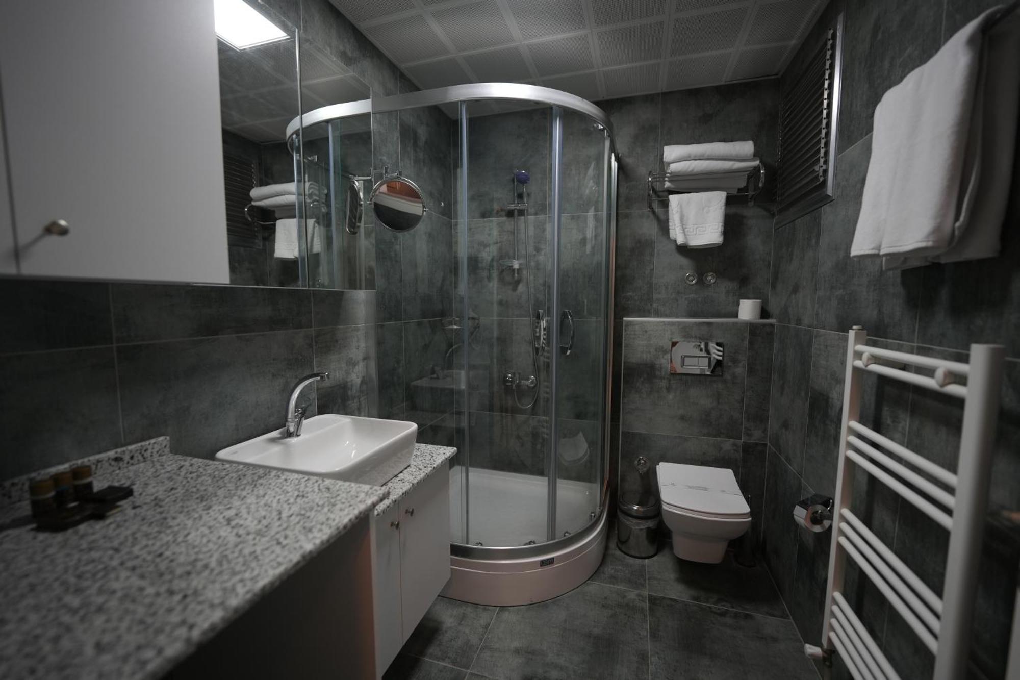 Marlen Hotel Bayrakli إزمير المظهر الخارجي الصورة
