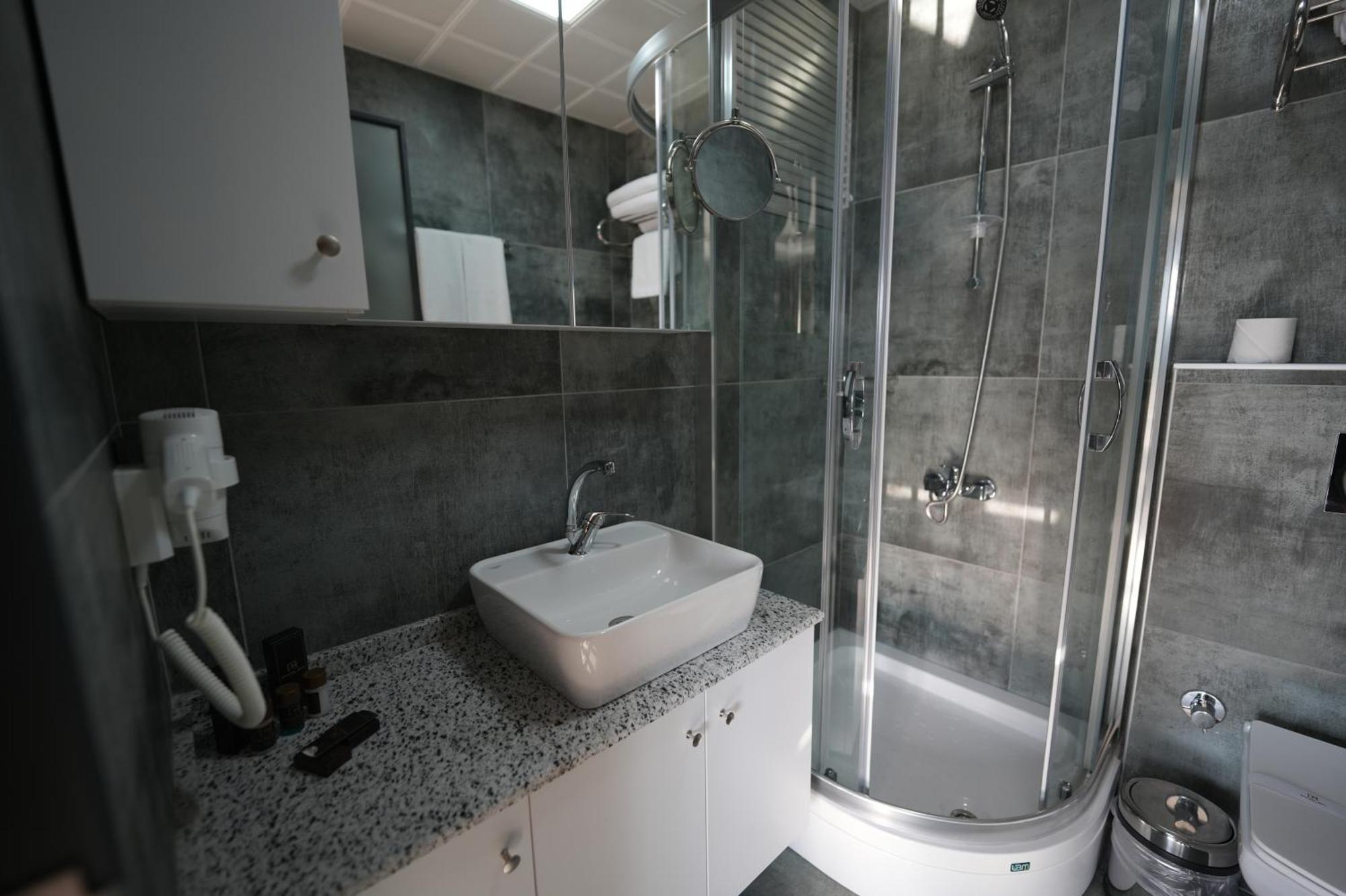 Marlen Hotel Bayrakli إزمير المظهر الخارجي الصورة